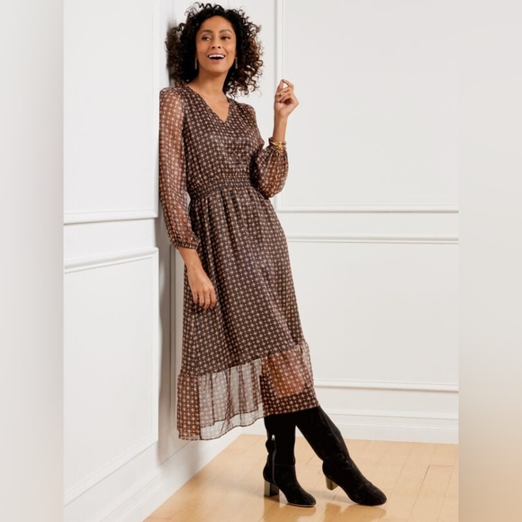 Talbots Fit & Flare Midi Dress in Dainty Medallion Size 4 V-Neck Flounced Hem - Picture 10 of 10